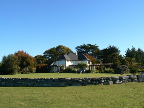 Montrose Manor & Cottage